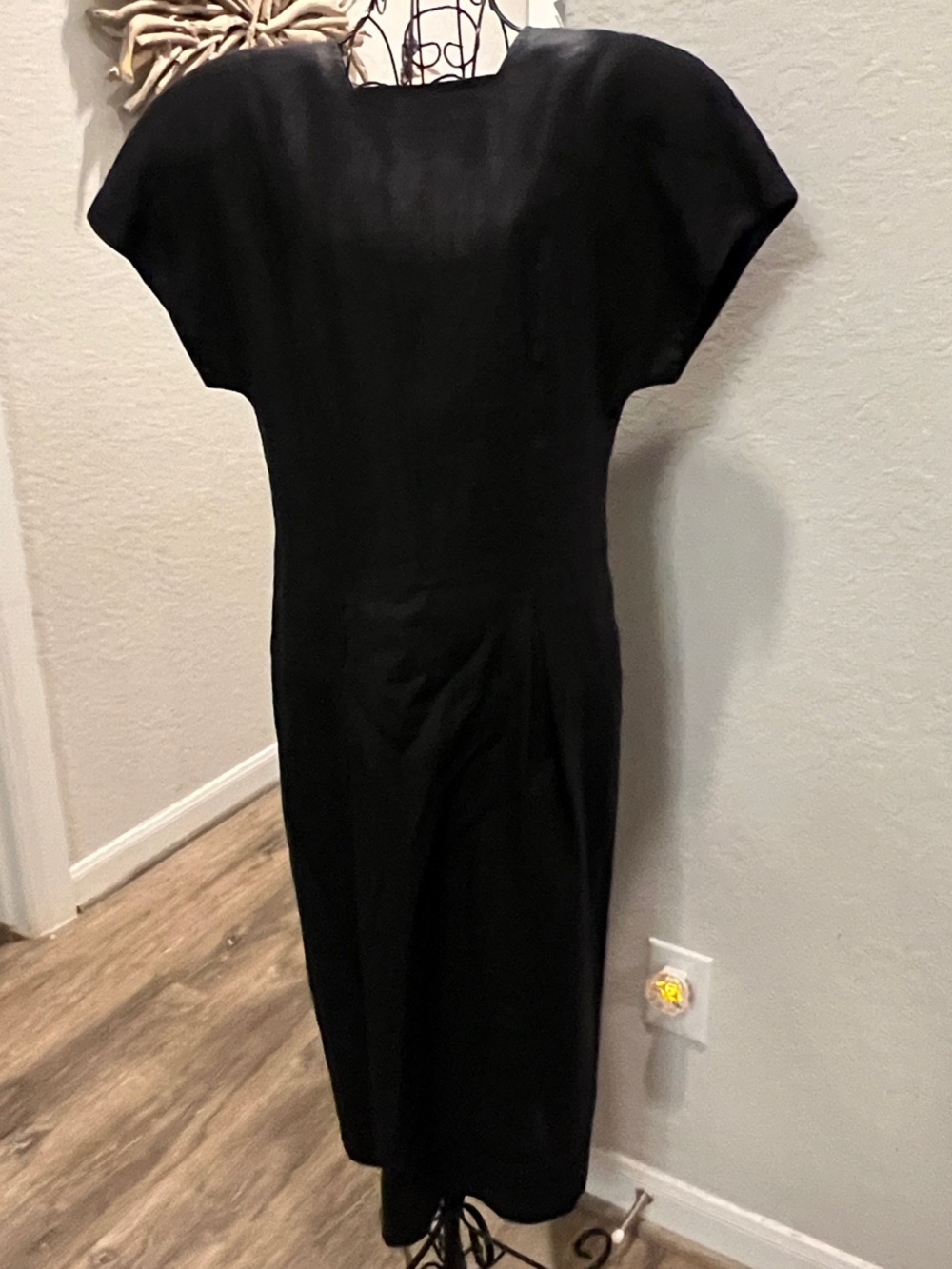 Vintage Liz Claiborne Black 100% Linen Dress